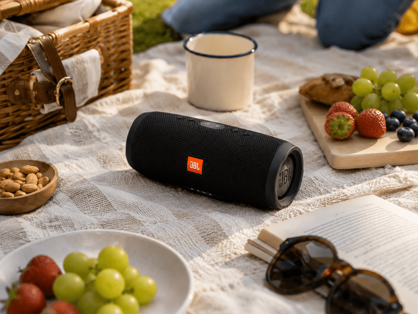 JBL Charge 3 prijenosni zvučnik za iznajmljivanje — rentanje.com