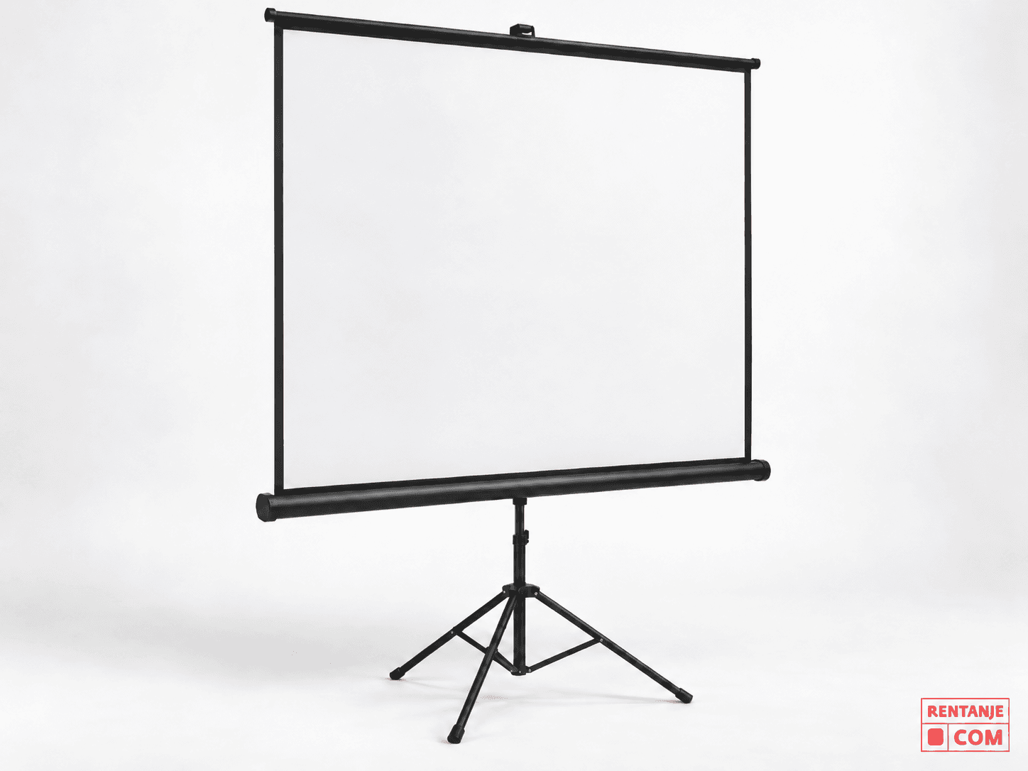 Veliko projekcijsko platno na stalku 211 x 160 cm (100 inča) za iznajmljivanje — rentanje.com